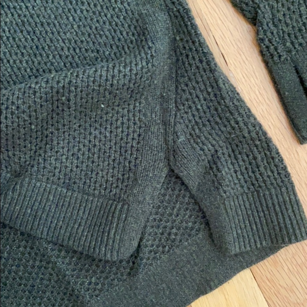 Loft Sweater - Picture 4 of 5